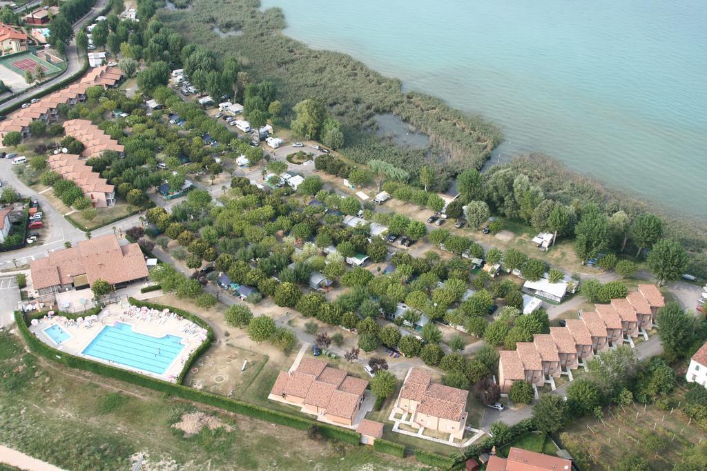 Residence Villaggio Tiglio Sirmione Eksteriør bilde