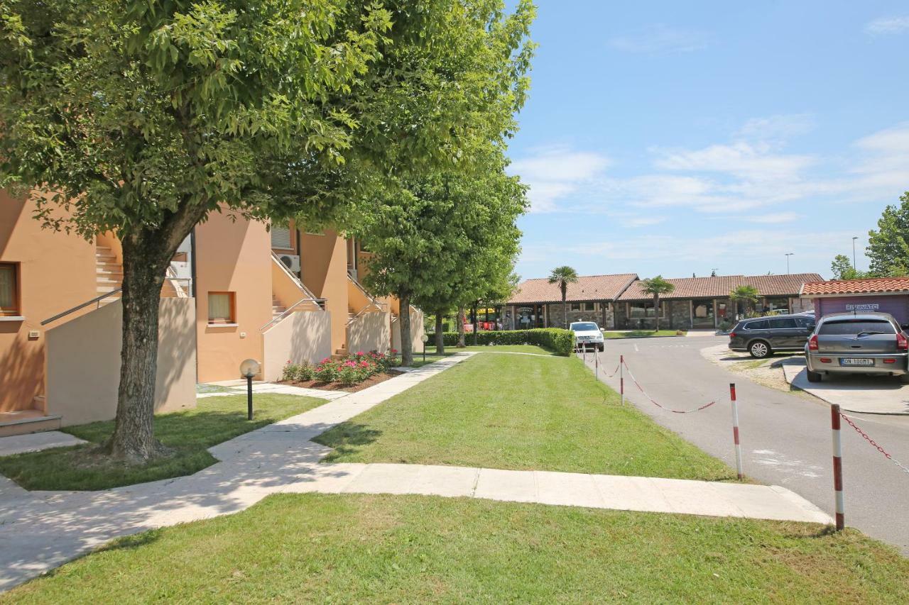Residence Villaggio Tiglio Sirmione Eksteriør bilde